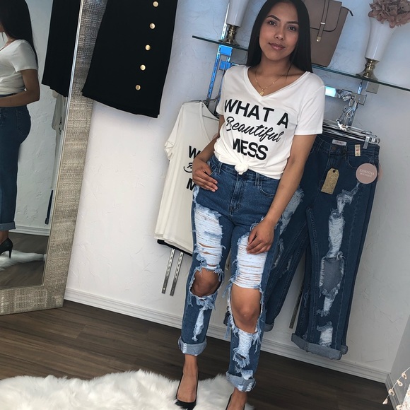 What a Beautiful Mess Ivory V Neck Graphic Tee - Picture 1 of 2